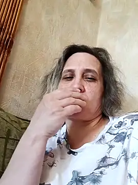 KatieLove133 online show from 05-23-26, 10:36