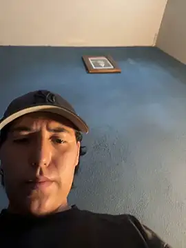 Snapshot of amartinezszz chatting on 06-12-26, 11:46 amartinezszz online show from 06-12-26, 11:46