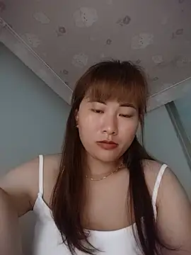 Snapshot of Lucxy-ki6 chatting on 07-05-26, 11:55 Lucxy-ki6 online show from 07-05-26, 11:55