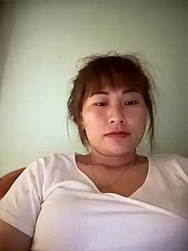 Lucxy-ki6 online show from 04-09-26, 03:19