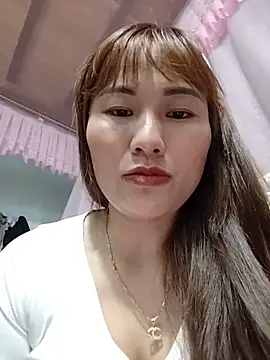 Snapshot of Lucxy-ki6 chatting on 06-02-26, 01:49 Lucxy-ki6 online show from 06-02-26, 01:49