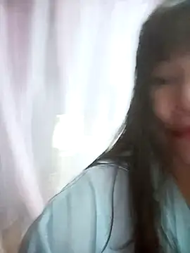 Snapshot of Lucxy-ki6 chatting on 06-05-26, 03:55 Lucxy-ki6 online show from 06-05-26, 03:55