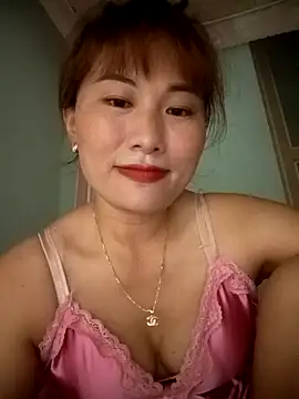 Snapshot of Lucxy-ki6 chatting on 07-15-26, 01:18 Lucxy-ki6 online show from 07-15-26, 01:18