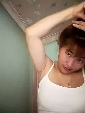 Snapshot of Lucxy-ki6 chatting on 06-14-26, 02:24 Lucxy-ki6 online show from 06-14-26, 02:24