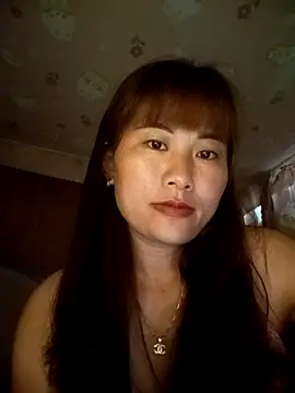 Snapshot of Lucxy-ki6 chatting on 07-08-26, 12:24 Lucxy-ki6 online show from 07-08-26, 12:24
