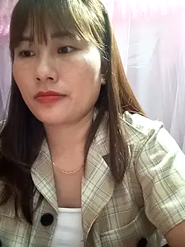 Lucxy-ki6 online show from 03-26-26, 05:17