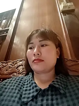 Lucxy-ki6 online show from 04-21-26, 07:37