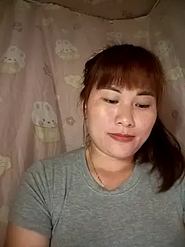 Snapshot of Lucxy-ki6 chatting on 05-09-26, 01:14 Lucxy-ki6 online show from 05-09-26, 01:14