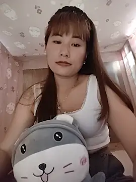 Snapshot of Lucxy-ki6 chatting on 07-18-26, 02:20 Lucxy-ki6 online show from 07-18-26, 02:20