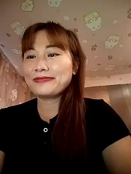 Snapshot of Lucxy-ki6 chatting on 07-25-26, 11:44 Lucxy-ki6 online show from 07-25-26, 11:44