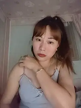 Snapshot of Lucxy-ki6 chatting on 06-26-26, 01:28 Lucxy-ki6 online show from 06-26-26, 01:28