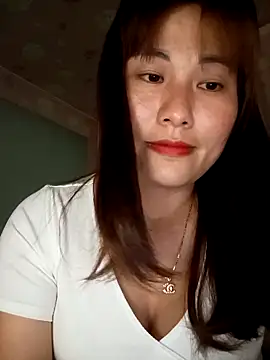 Lucxy-ki6 online show from 04-02-26, 02:46