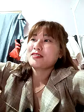Lucxy-ki6 online show from 03-30-26, 01:18