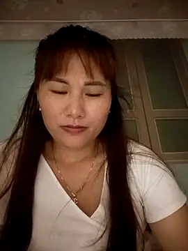 Snapshot of Lucxy-ki6 chatting on 08-05-26, 03:50 Lucxy-ki6 online show from 08-05-26, 03:50
