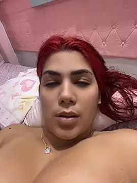 Snapshot of Hopeluna chatting on 06-04-26, 01:10 Hopeluna online show from 06-04-26, 01:10