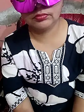 Gujju bhabhi69 online show from 04-15-26, 08:31