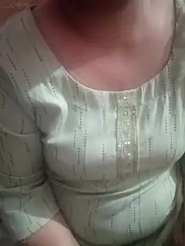 Gujju bhabhi69 online show from 04-27-26, 12:41