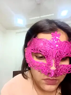 Hottymahi7 online show from 03-18-26, 06:09