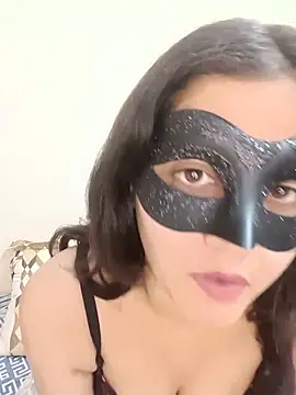 Snapshot of Hottymahi7 chatting on 06-14-26, 05:03 Hottymahi7 online show from 06-14-26, 05:03