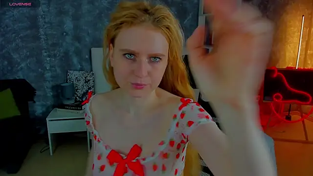 Shiny Liss online show from 04-18-26, 01:30