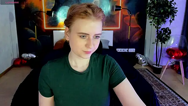 Shiny Liss online show from 05-19-26, 01:43