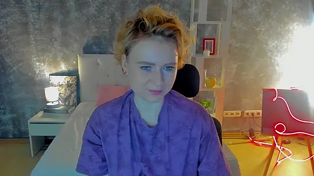 Shiny Liss online show from 05-14-26, 01:35