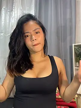 Snapshot of Kiee_19 chatting on 03-14-26, 05:30 Kiee 19 online show from 03-14-26, 05:30