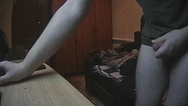 Snapshot of Alena504 chatting on 03-17-26, 04:15 Alena504 online show from 03-17-26, 04:15