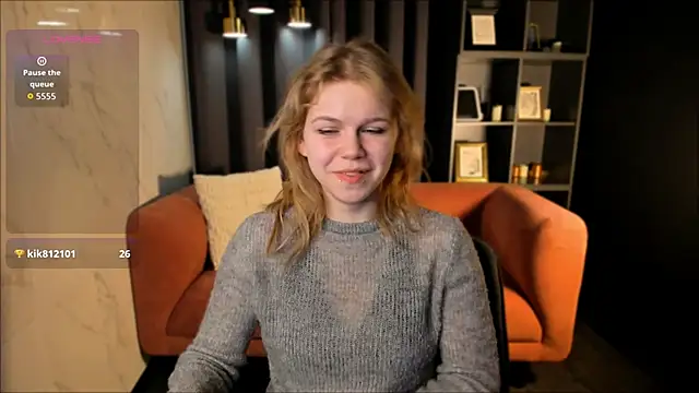 Snapshot of ElizabethVane chatting on 04-11-26, 07:45 ElizabethVane online show from 04-11-26, 07:45