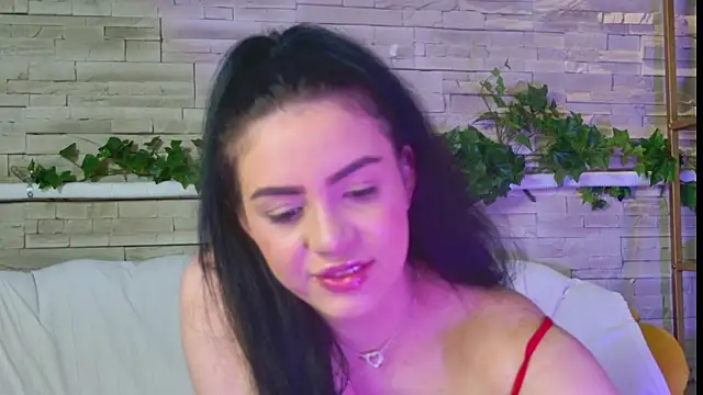 Snapshot of IngridMyst chatting on 05-31-26, 04:29 IngridMyst online show from 05-31-26, 04:29