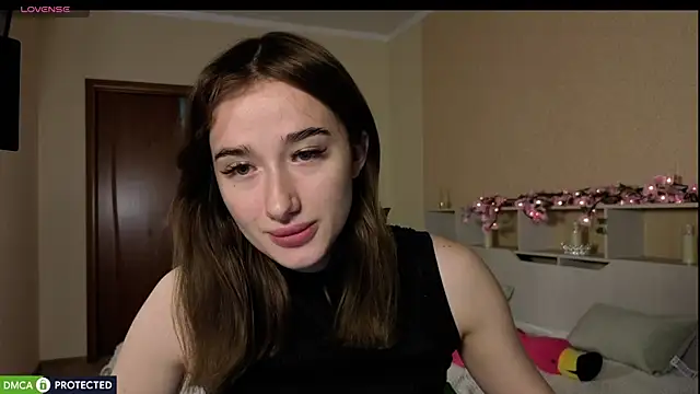 Lady Sunrise12 online show from 07-15-26, 01:34