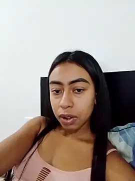 SkinnyLindah online show from 03-18-26, 05:25