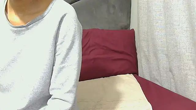 Snapshot of Melitaxx chatting on 06-23-26, 04:10 Melitaxx online show from 06-23-26, 04:10
