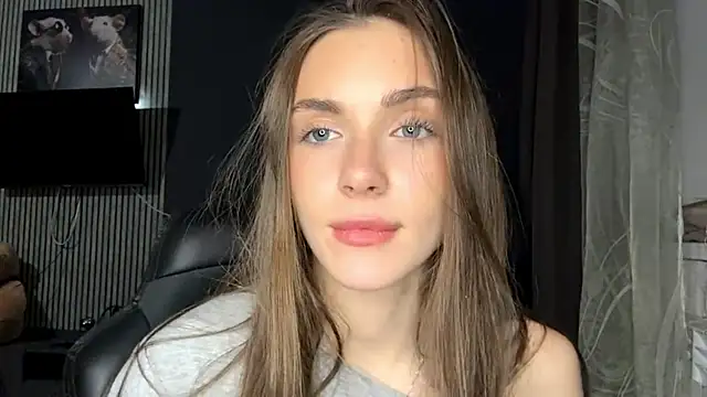 Veluxe online show from 04-20-26, 06:09