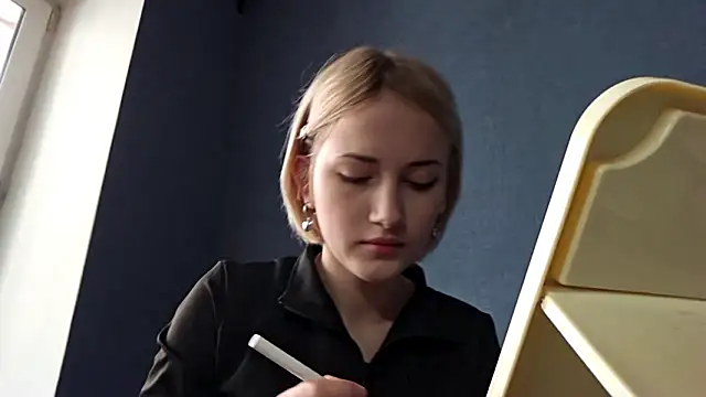 Snapshot of SofiaCashe chatting on 03-15-26, 07:26 SofiaCashe online show from 03-15-26, 07:26