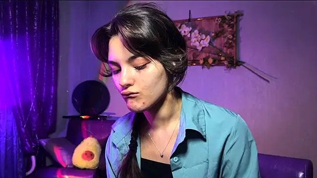 CareyDevan online show from 04-08-26, 02:07