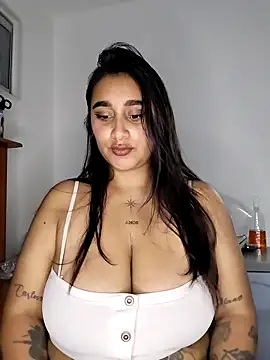 Snapshot of Mia_skyy18 chatting on 05-03-26, 12:38 Mia skyy18 online show from 05-03-26, 12:38