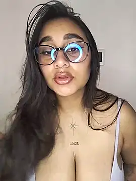 Mia skyy18 online show from 04-07-26, 09:38