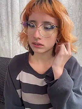 Alice Hecatee online show from 03-18-26, 02:30