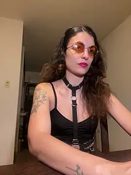 Snapshot of conejita000 chatting on 03-26-26, 02:10 conejita000 online show from 03-26-26, 02:10