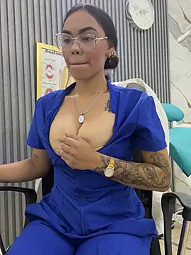 daniela-sexy online show from 05-09-26, 01:36
