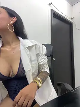 daniela-sexy online show from 03-23-26, 04:40