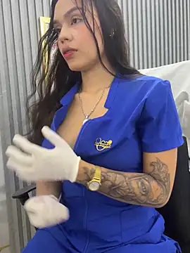 daniela-sexy online show from 05-17-26, 01:22