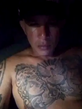 Luizz71 online show from 04-18-26, 01:30