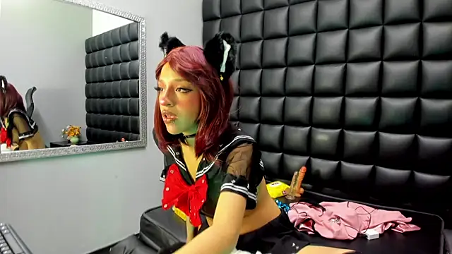 Lilit Starr online show from 05-17-26, 05:40
