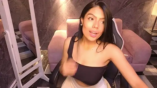 Snapshot of _Charlottee_b chatting on 05-29-26, 08:04 Charlottee b online show from 05-29-26, 08:04