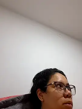 Snapshot of Aila_Phone chatting on 04-06-26, 04:46 Aila Phone online show from 04-06-26, 04:46