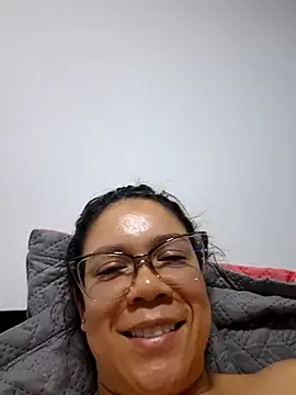 Snapshot of Aila_Phone chatting on 05-15-26, 04:43 Aila Phone online show from 05-15-26, 04:43
