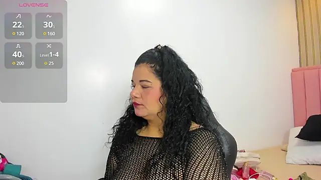 Snapshot of MAYTE1096 chatting on 07-31-26, 07:33 MAYTE1096 online show from 07-31-26, 07:33