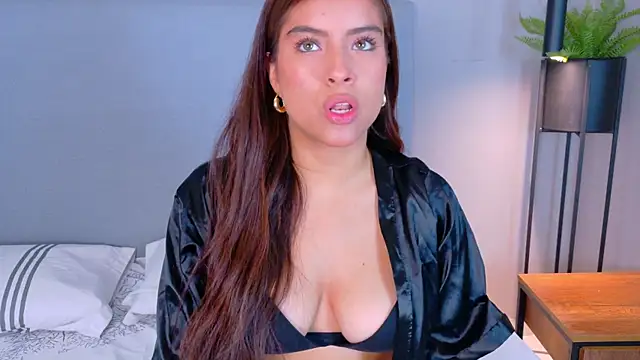 HelenaFoumier online show from 05-28-26, 10:48